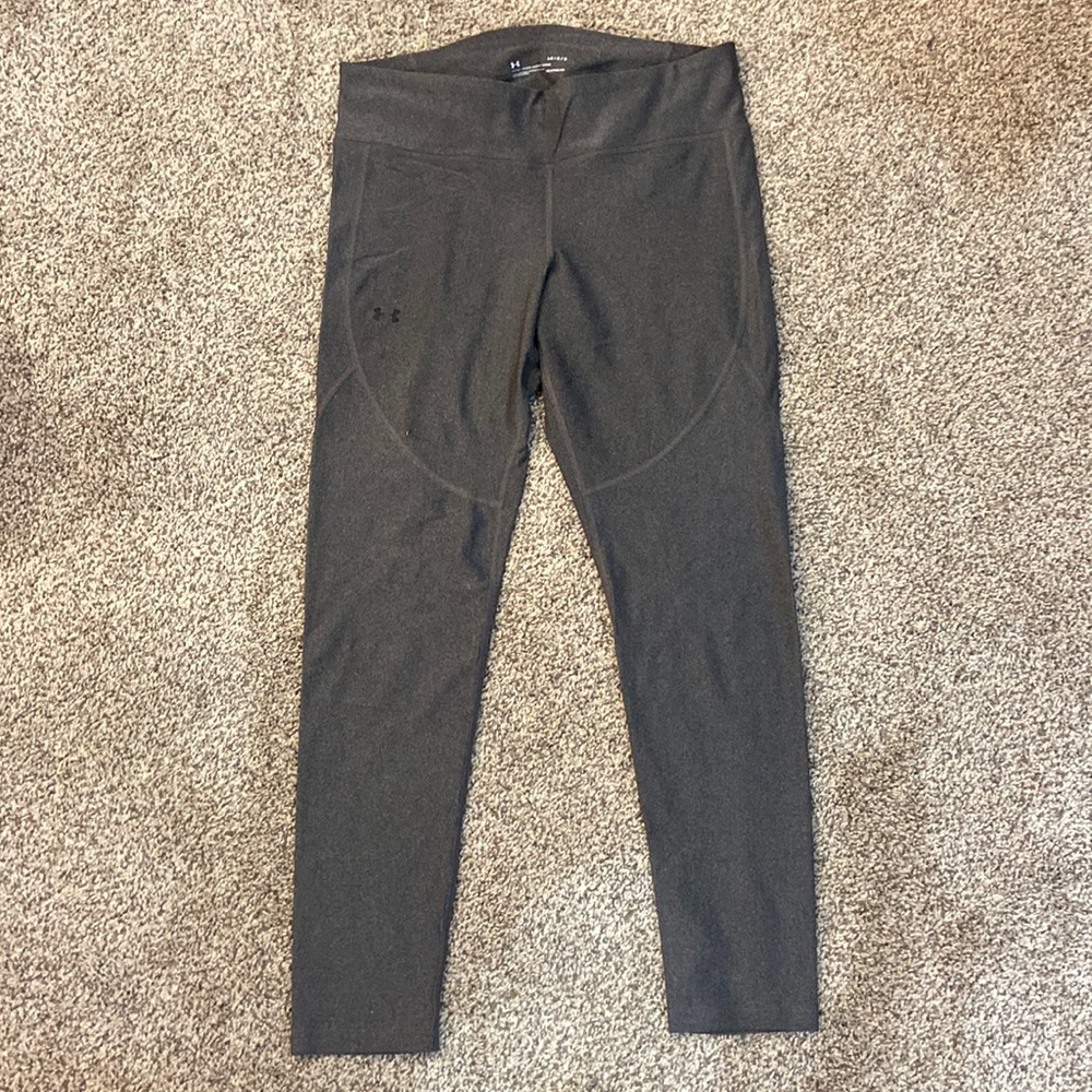 Under Armour heat gear silver stretch leggings size large